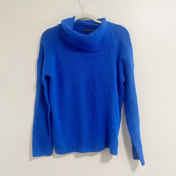 Banana Republic Factory Blue Turtleneck Sweater Top - Picture 1 of 4
